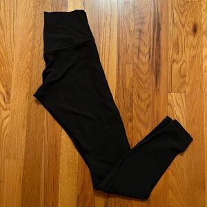 Lululemon Align High-Rise Pant 28” in Black 😊😃❤️🎁